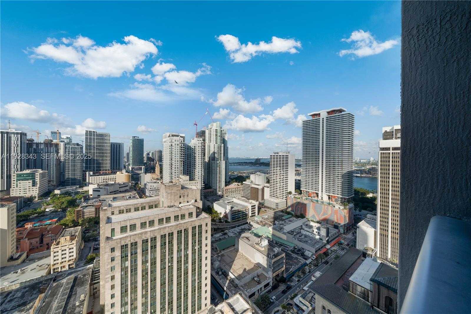 Small Image of 151 SOUTH EAST 1ST ST #3008, Miami Number 20