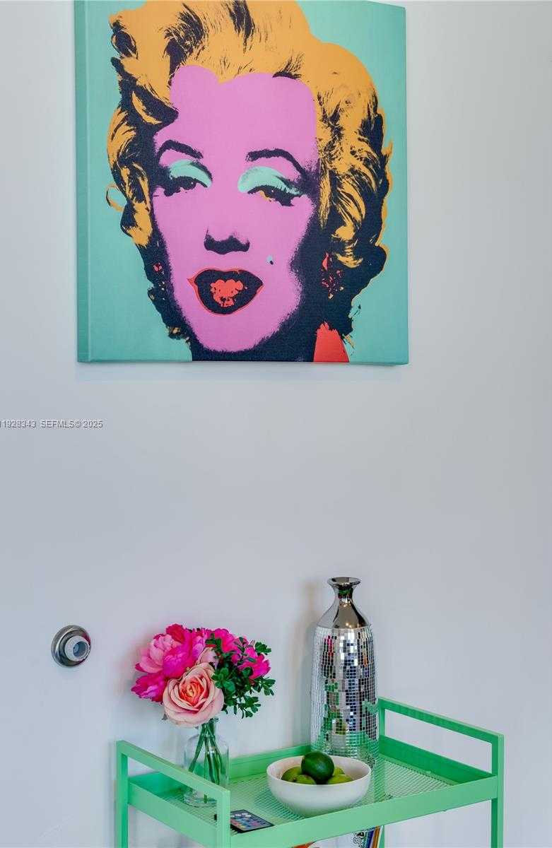 Small Image of 151 SOUTH EAST 1ST ST #3008, Miami Number 24