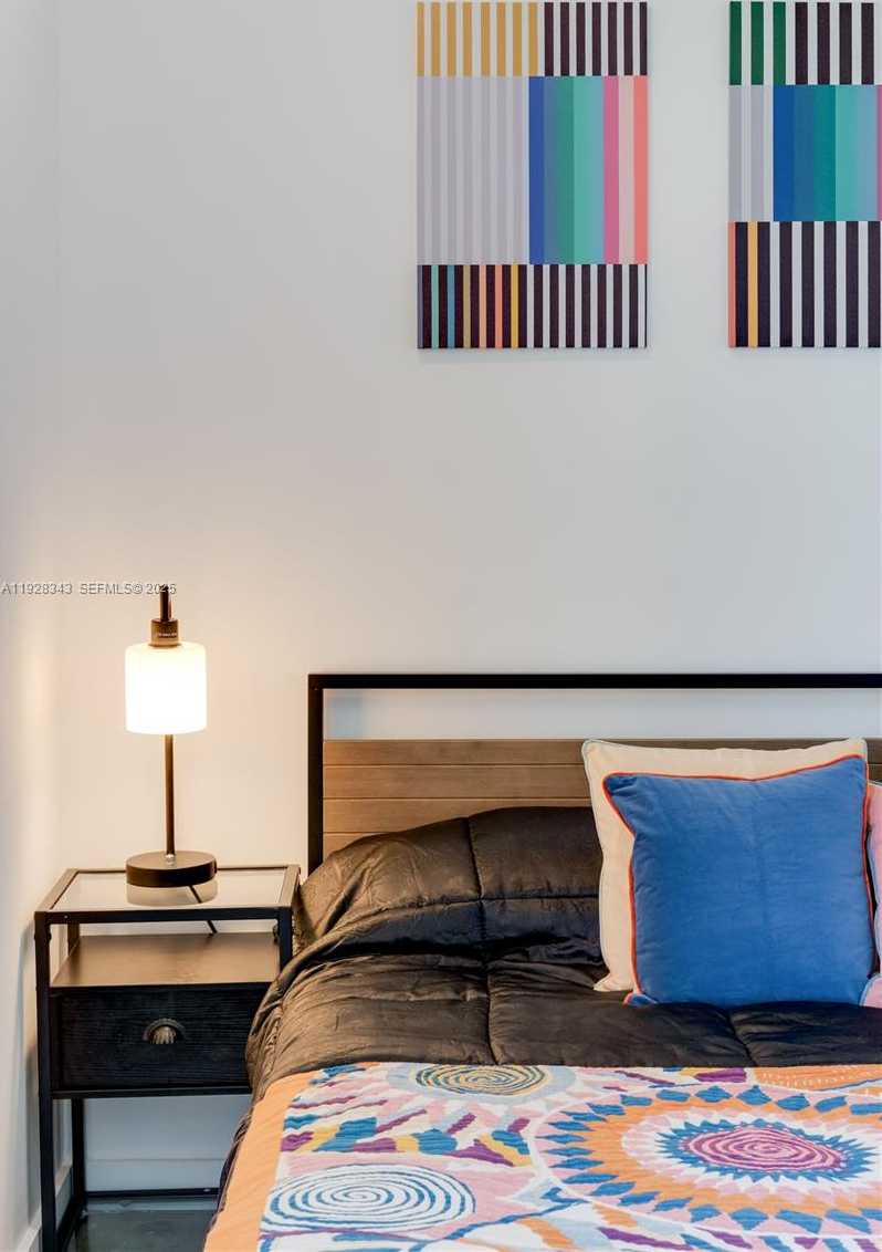 Small Image of 151 SOUTH EAST 1ST ST #3008, Miami Number 28