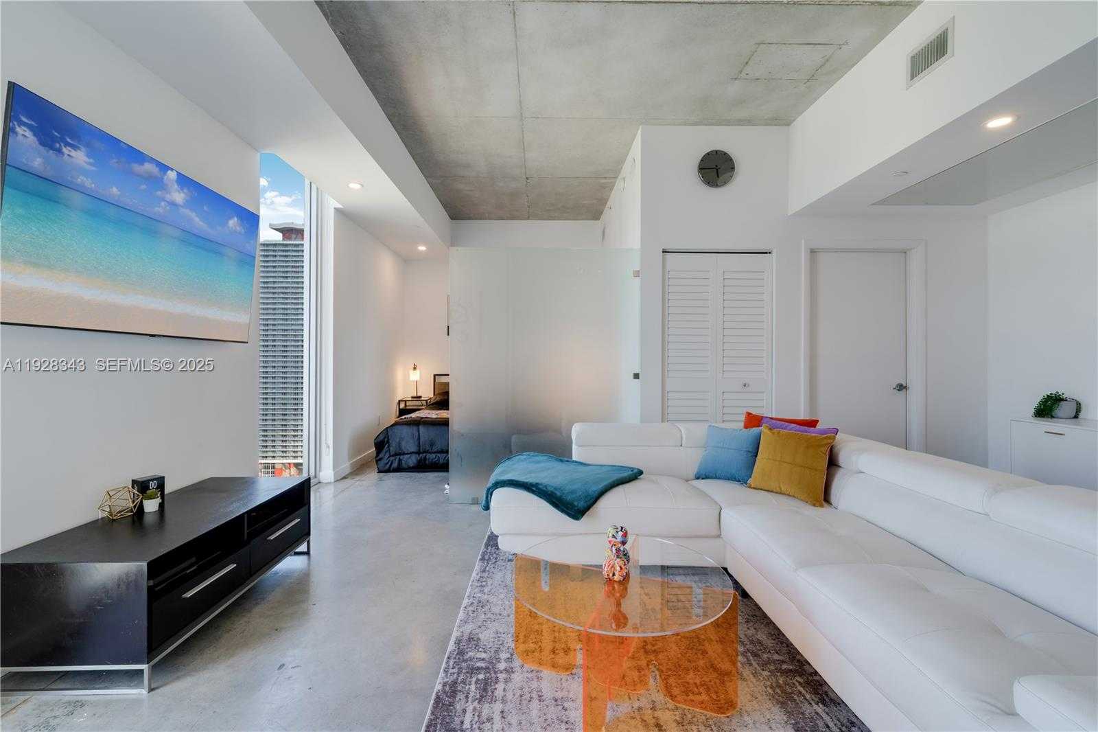 Small Image of 151 SOUTH EAST 1ST ST #3008, Miami Number 5