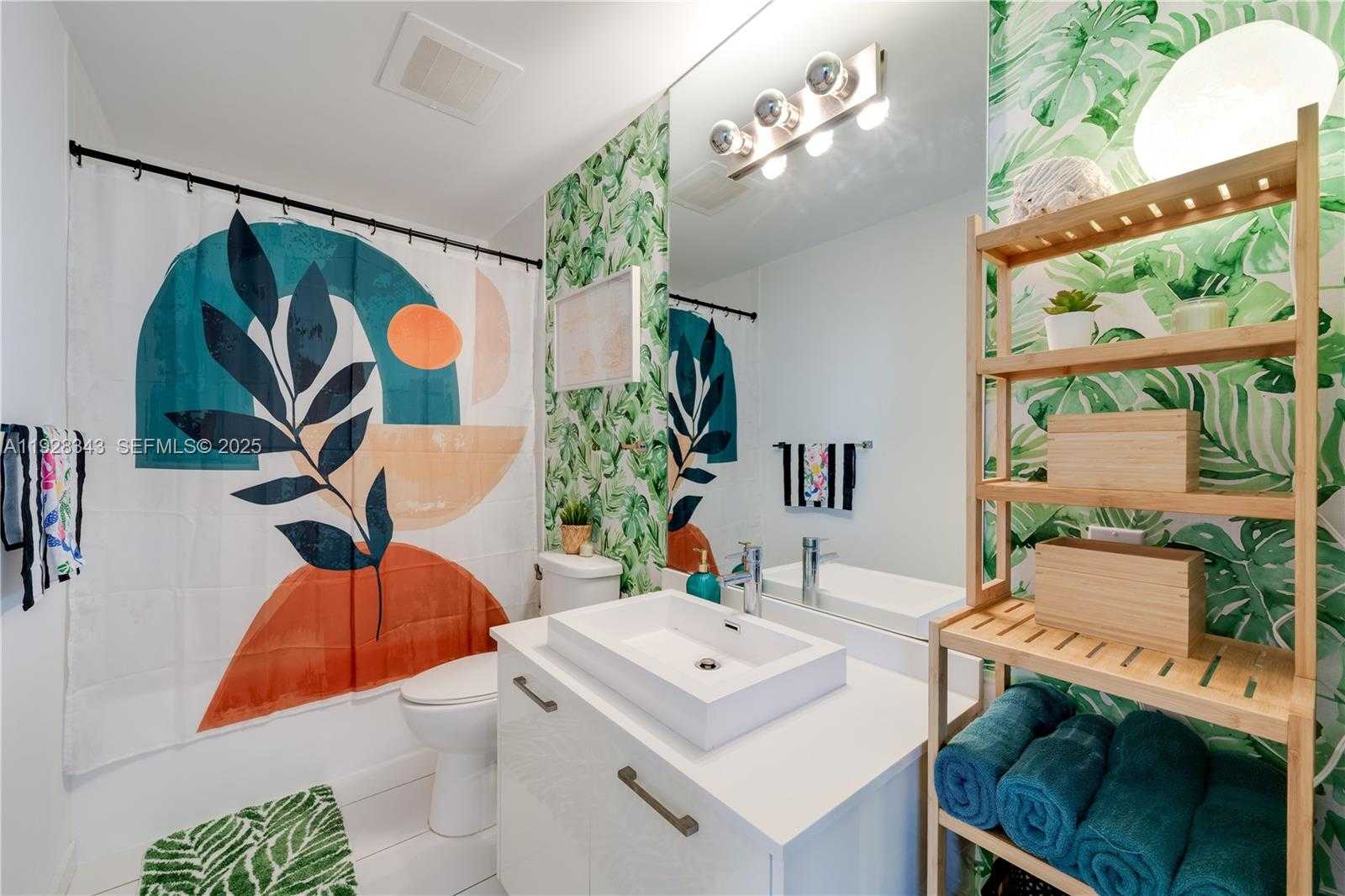 Small Image of 151 SOUTH EAST 1ST ST #3008, Miami Number 9