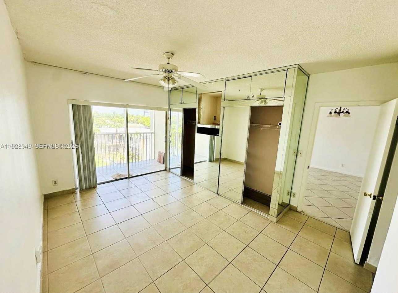 Small Image of 330 2ND ST #404G, Hallandale Beach Number 10