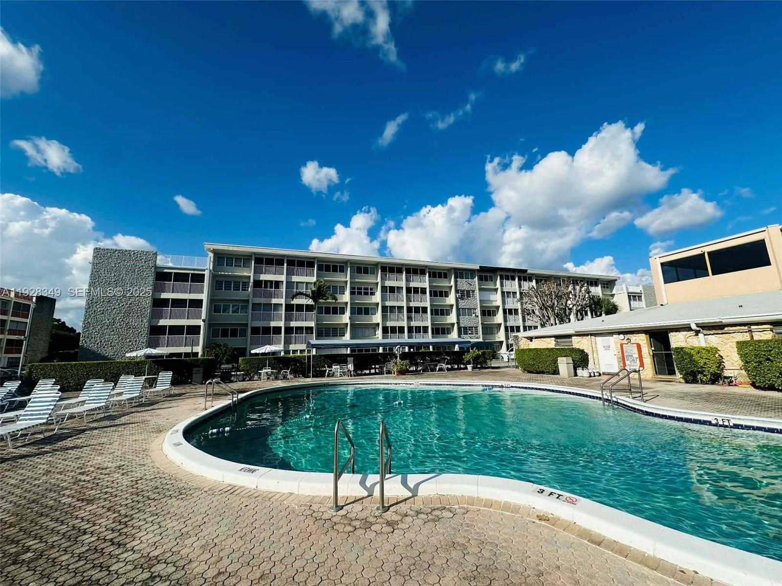 Small Image of 330 2ND ST #404G, Hallandale Beach Number 25