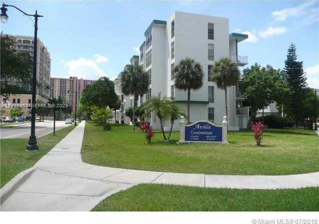 Small Image of 200 177TH DR #411, Sunny Isles Beach Number 1