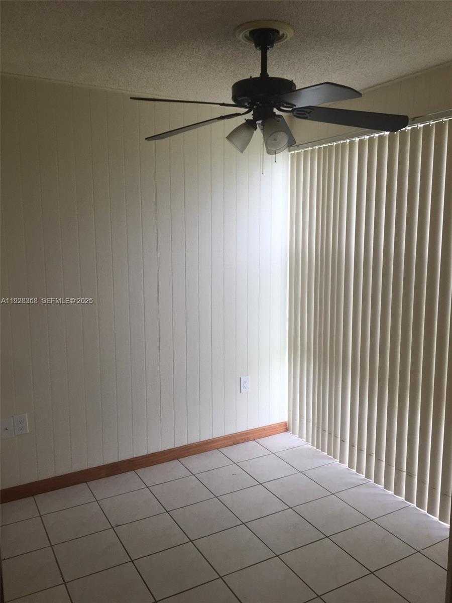 Small Image of 200 177TH DR #411, Sunny Isles Beach Number 9