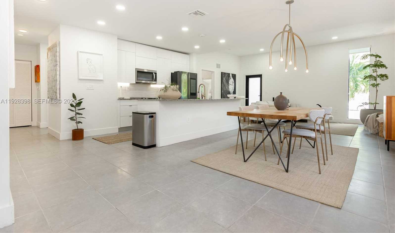 Imagen de Pequeño Objeto