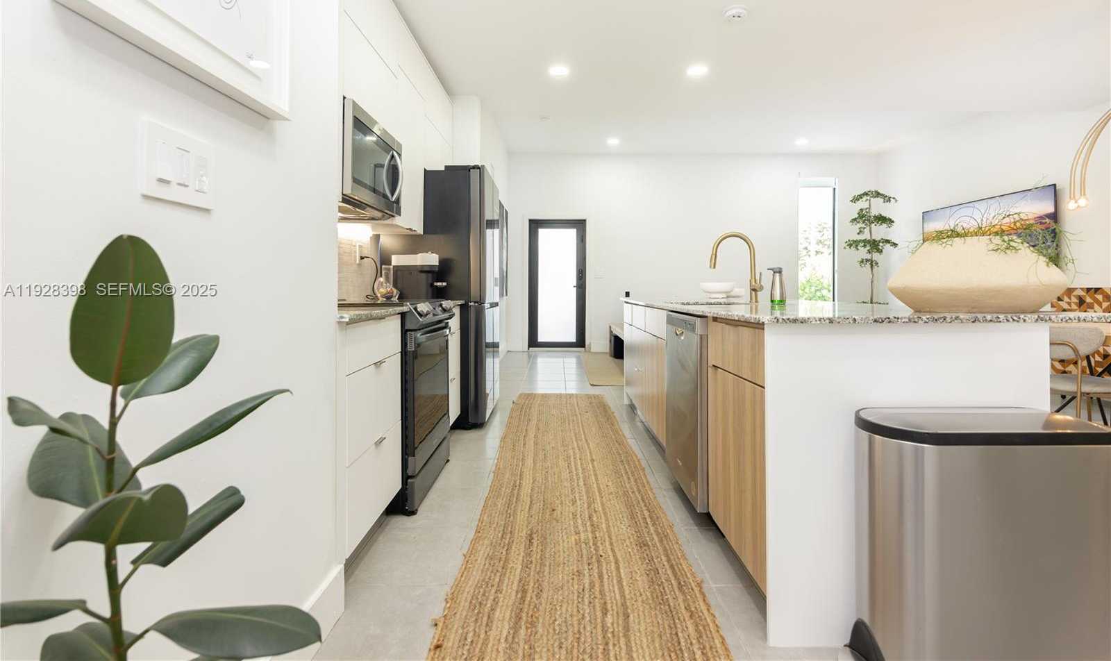 Imagen de Pequeño Objeto