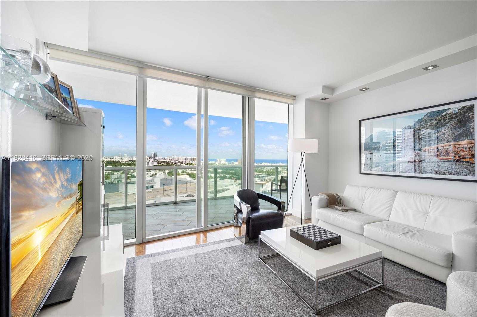 Small Image of 450 ALTON RD #1610, Miami Beach Number 10