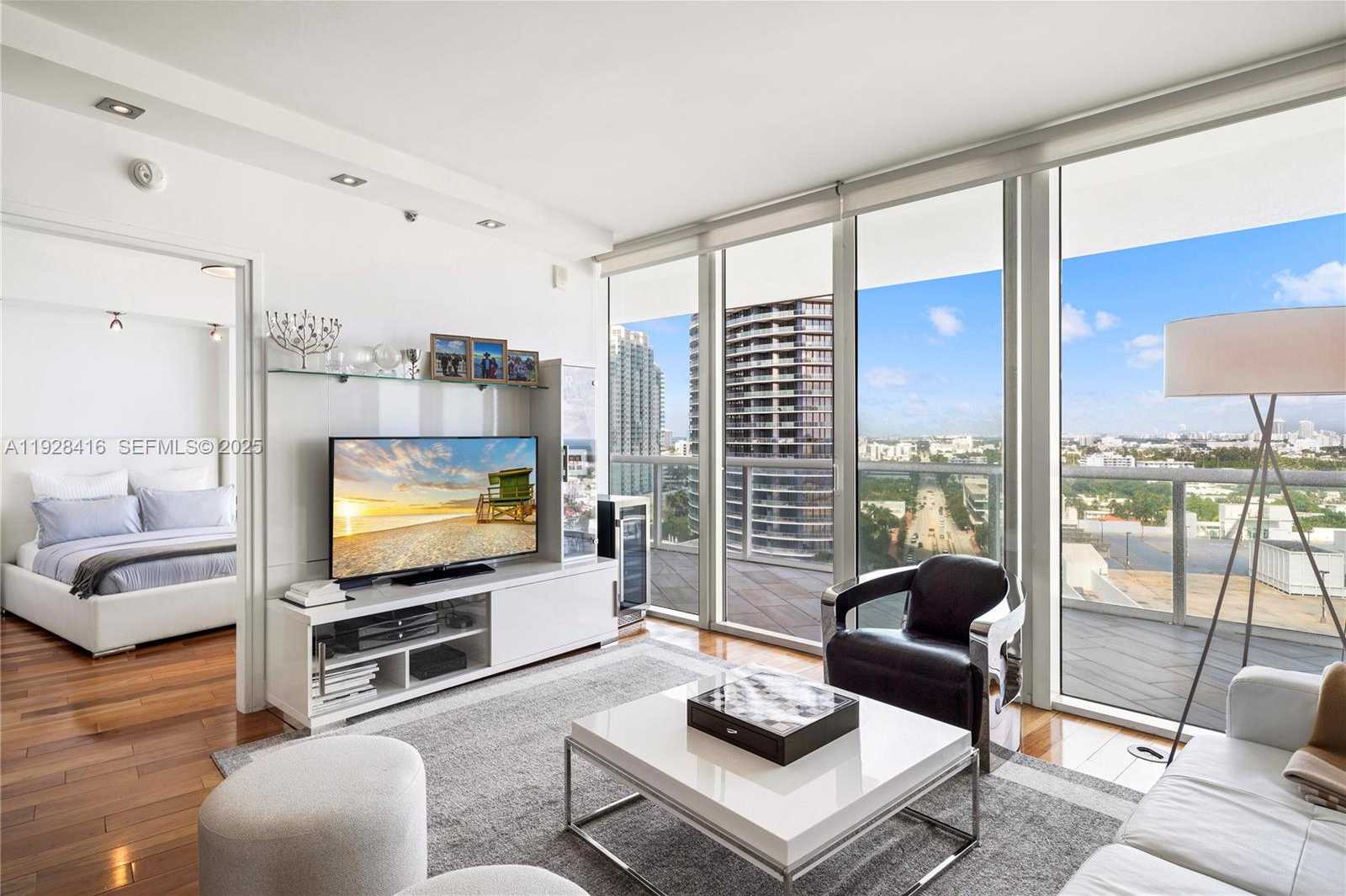 Small Image of 450 ALTON RD #1610, Miami Beach Number 11