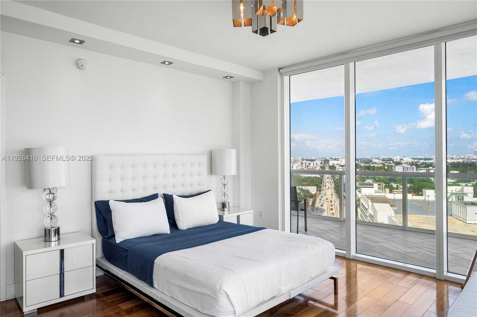 Small Image of 450 ALTON RD #1610, Miami Beach Number 15