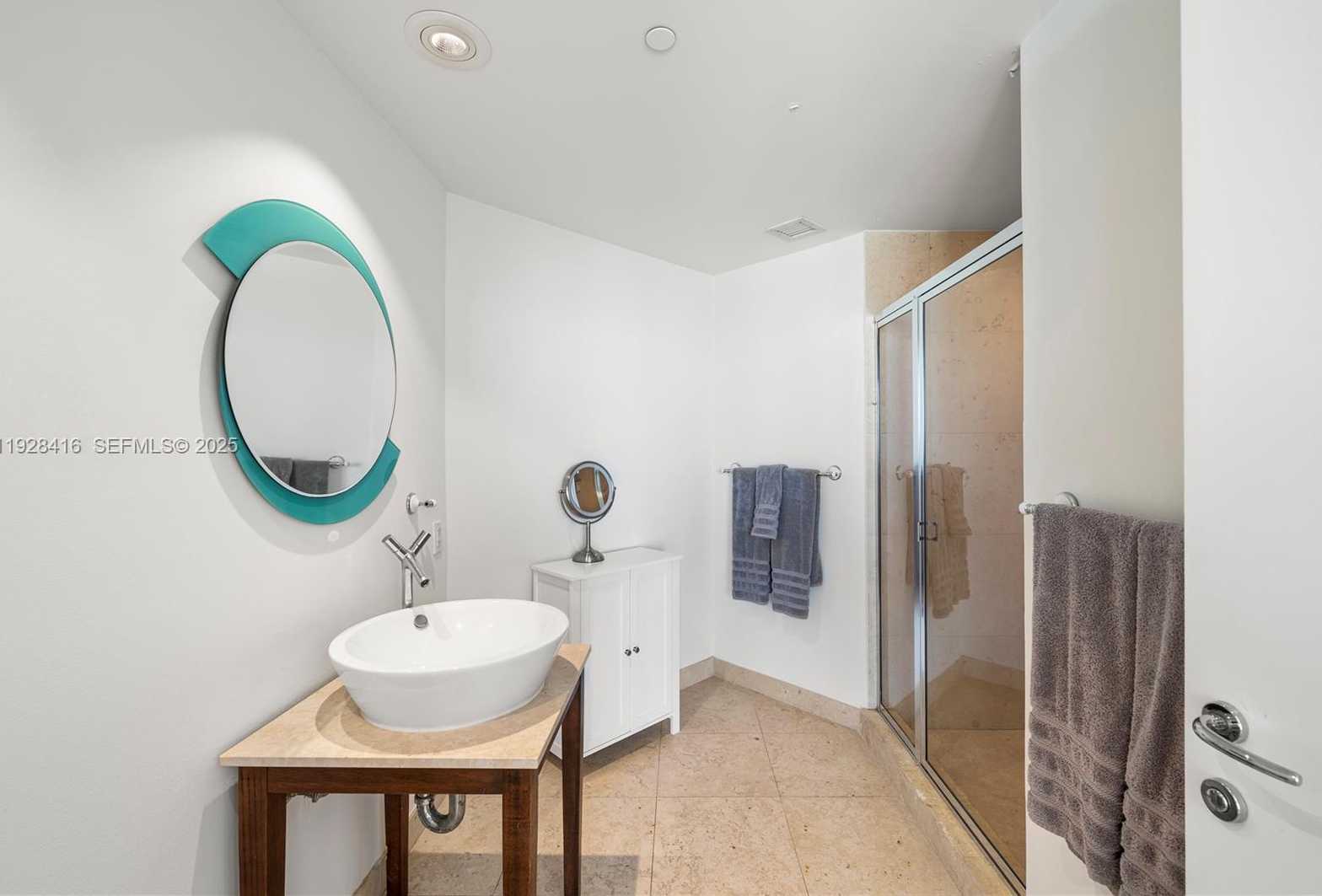 Small Image of 450 ALTON RD #1610, Miami Beach Number 21