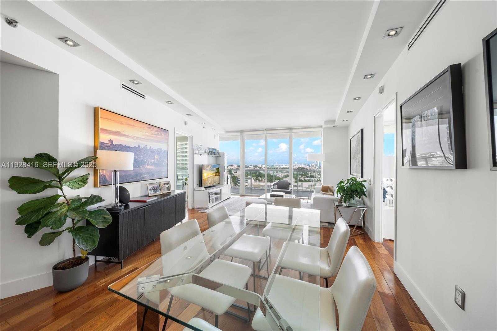 Small Image of 450 ALTON RD #1610, Miami Beach Number 7