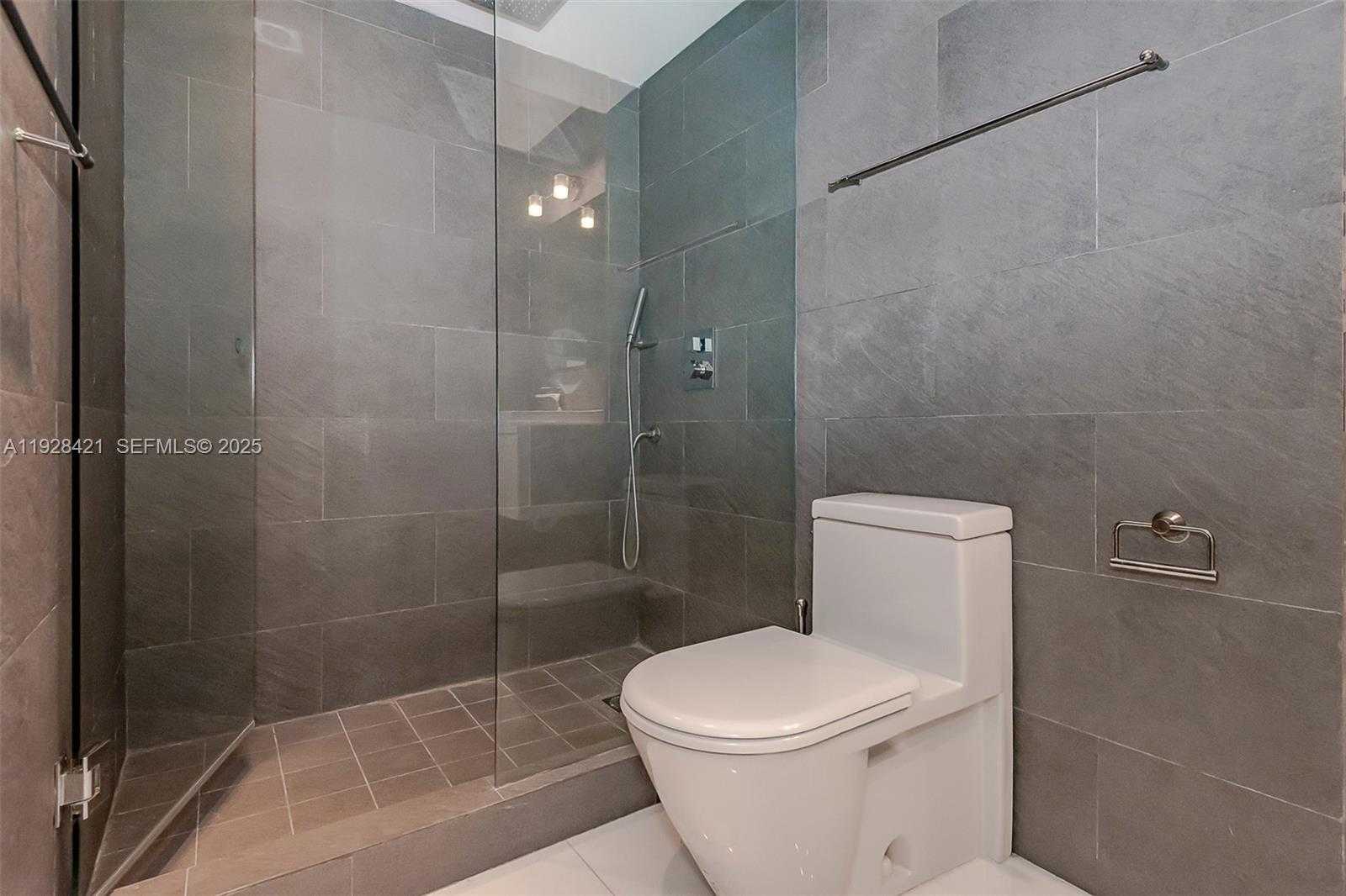 Small Image of 100 LINCOLN RD #839, Miami Beach Number 26