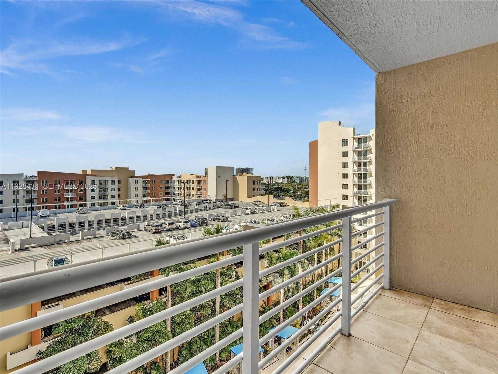 Small Image of 18800 NORTH EAST 29TH AVE #822, Aventura Number 15