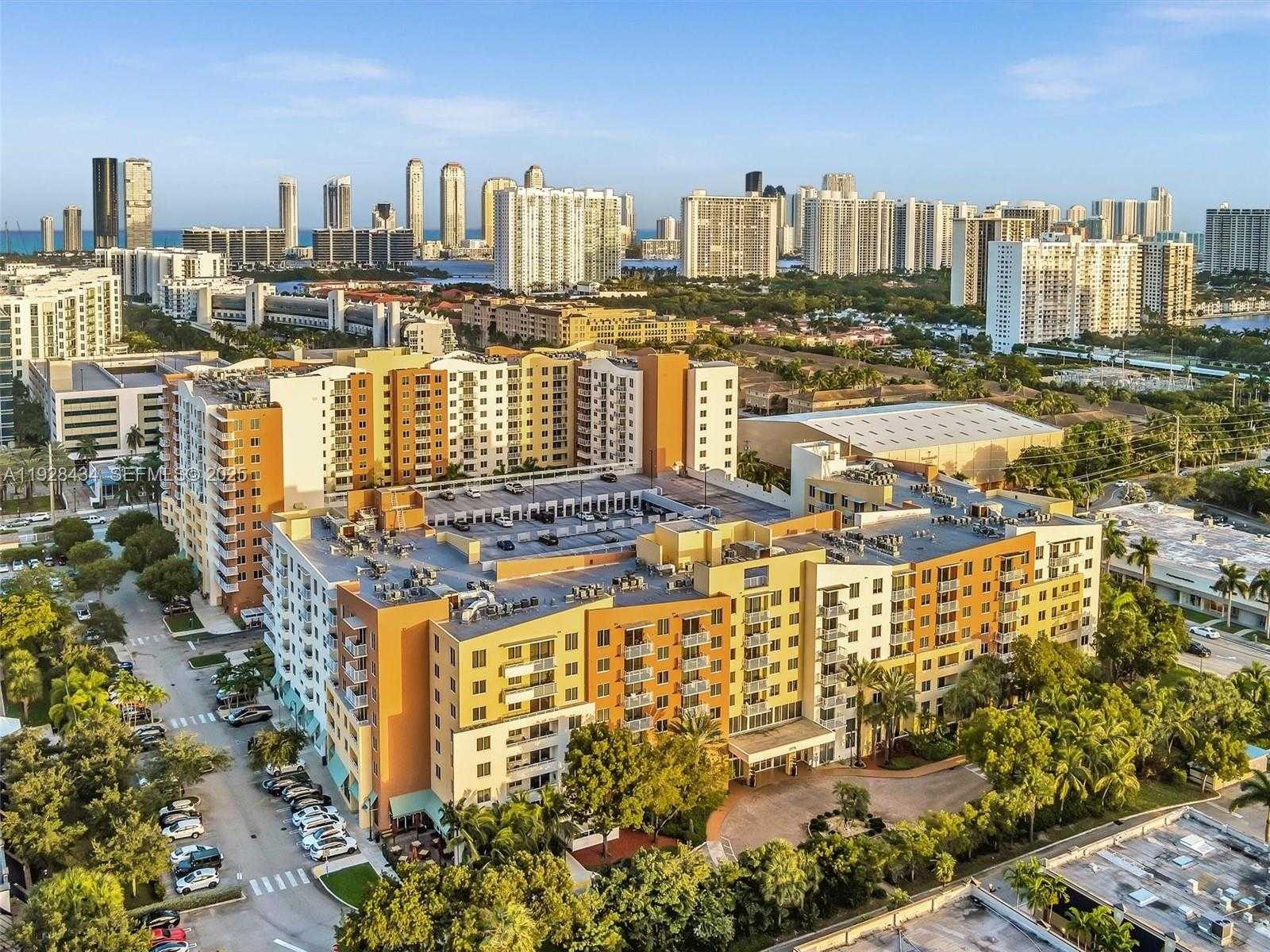 Small Image of 18800 NORTH EAST 29TH AVE #822, Aventura Number 2