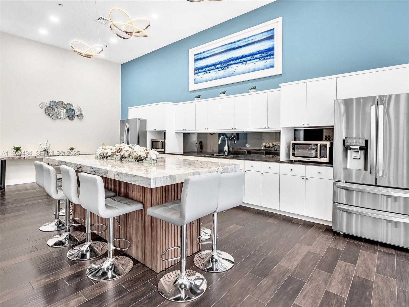 Small Image of 18800 NORTH EAST 29TH AVE #822, Aventura Number 43