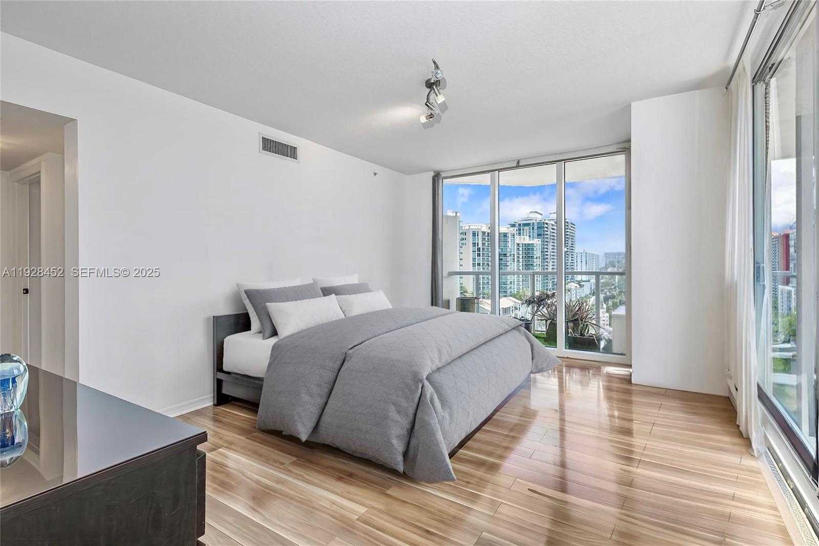Small Image of 16699 COLLINS AVE #1507, Sunny Isles Beach Number 11