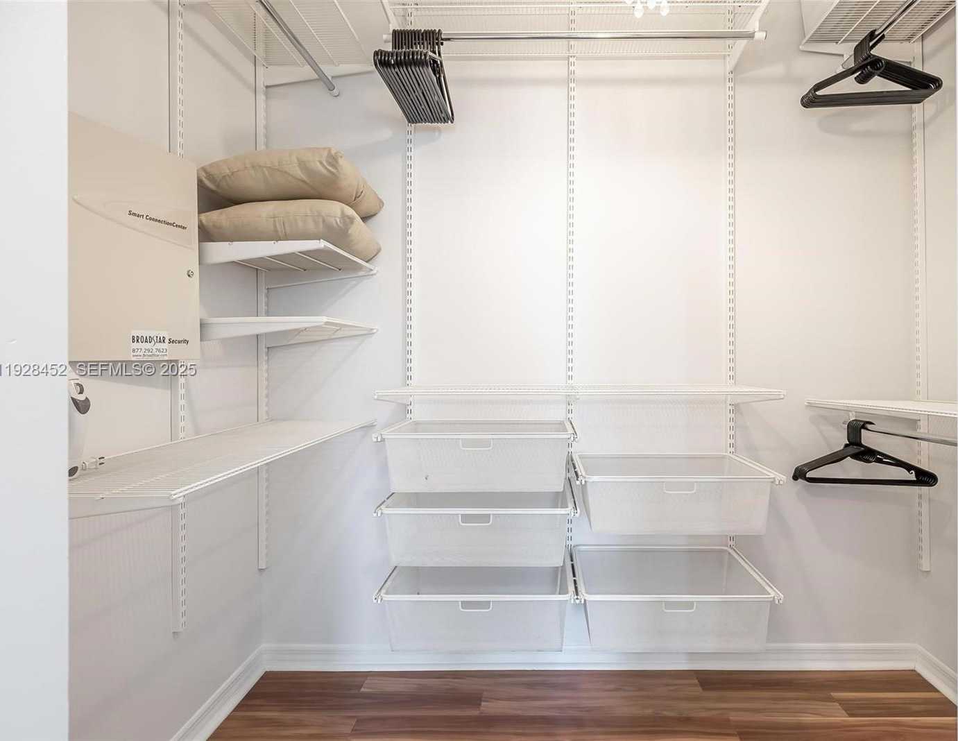 Small Image of 16699 COLLINS AVE #1507, Sunny Isles Beach Number 13