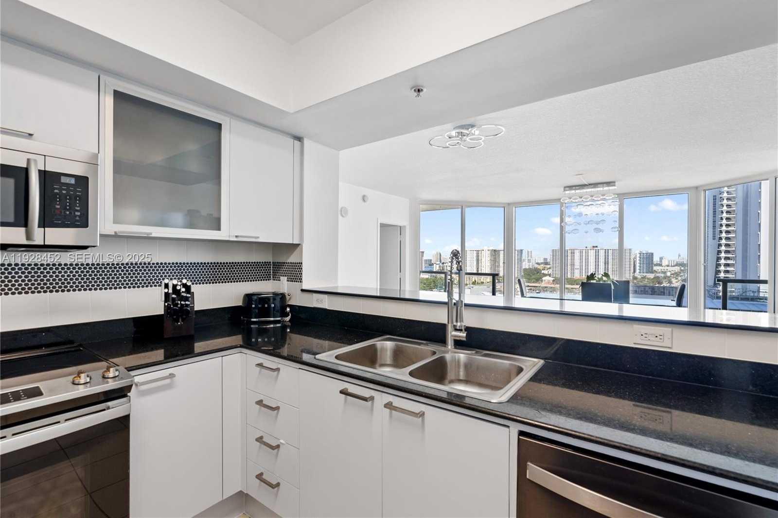 Small Image of 16699 COLLINS AVE #1507, Sunny Isles Beach Number 7