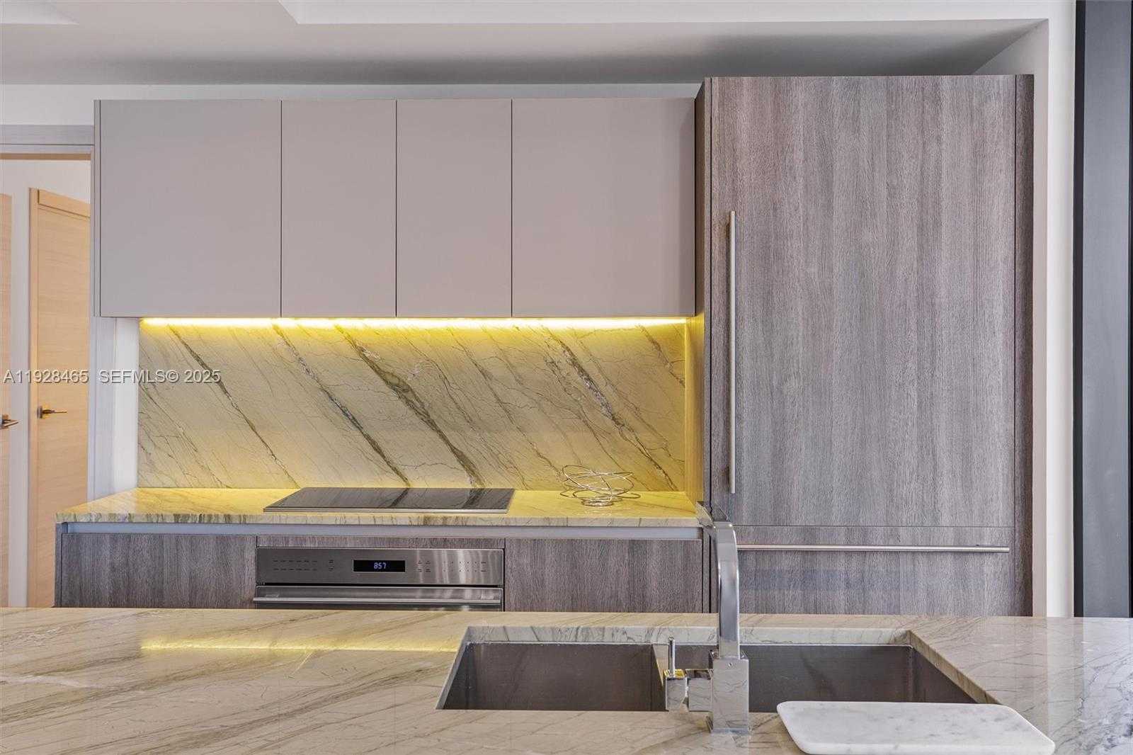 Imagen de Pequeño Objeto