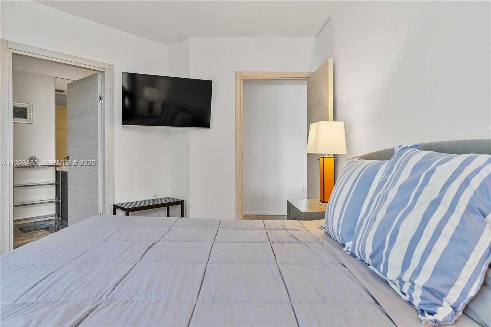 Imagen de Pequeño Objeto