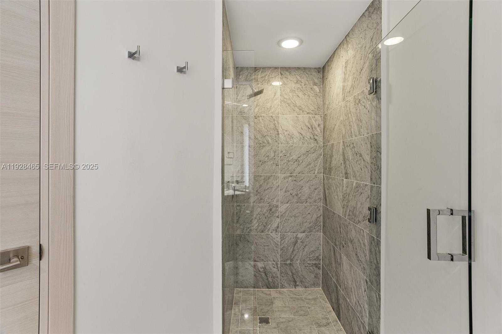 Imagen de Pequeño Objeto