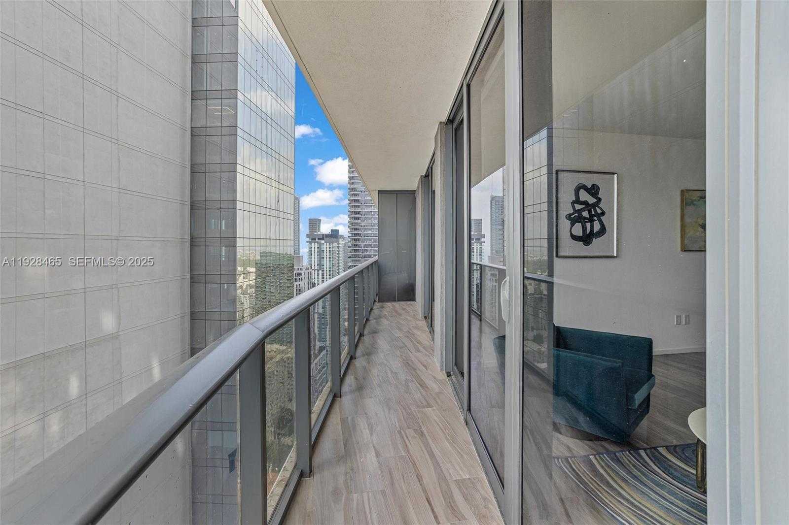 Imagen de Pequeño Objeto