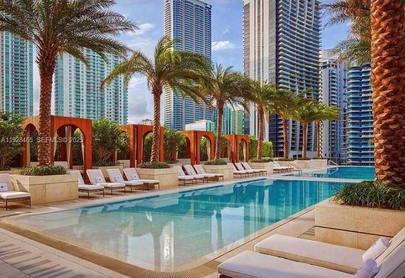 Imagen de Pequeño Objeto