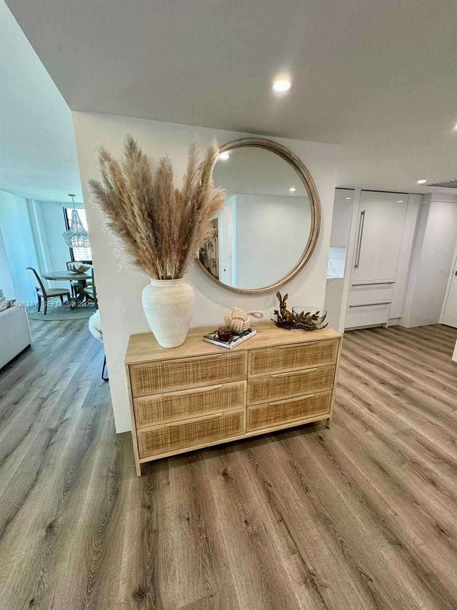 Small Image of 1121 CRANDON BLVD #E1001, Key Biscayne Number 6