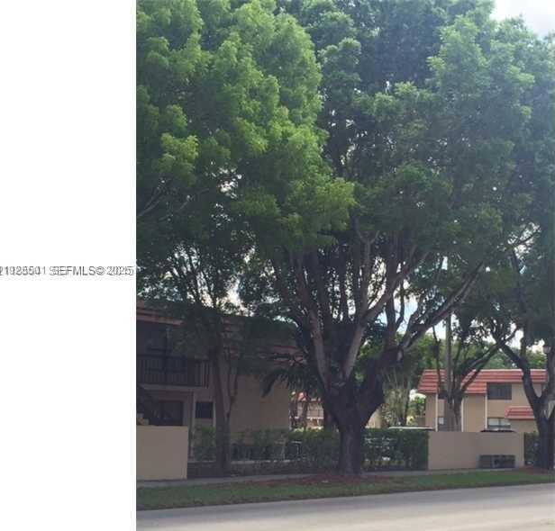 Small Image of 14851 SOUTH WEST 104TH ST #11-22, Miami Number 5