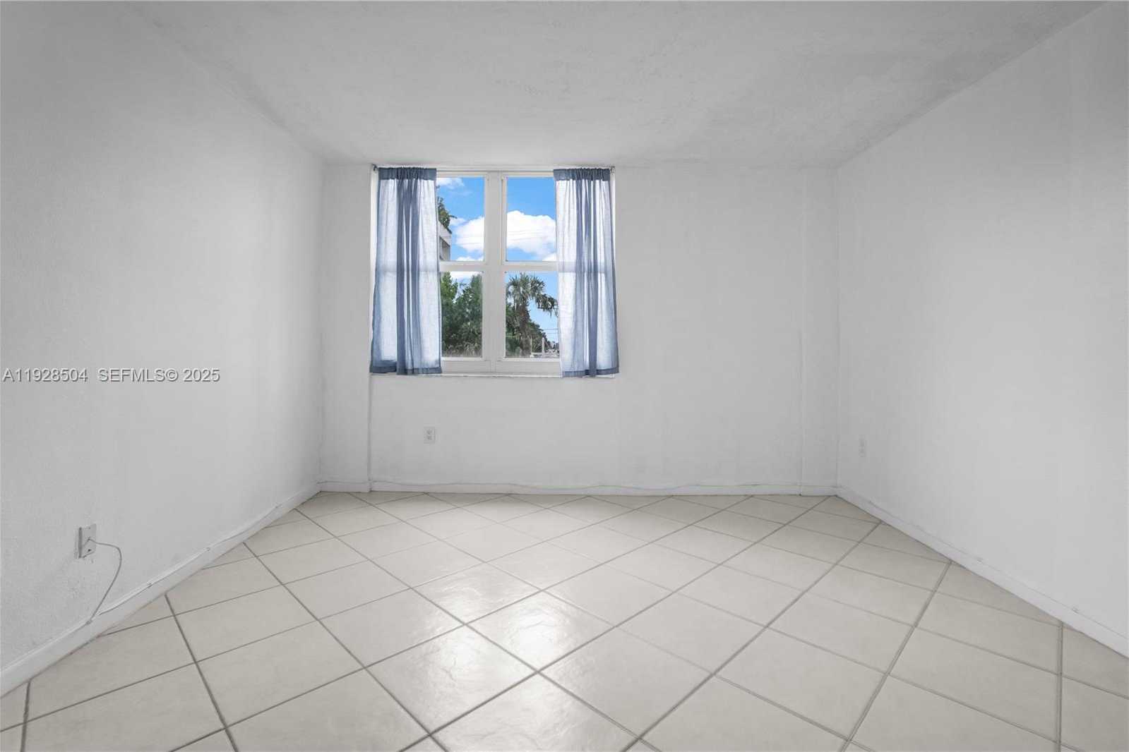 Small Image of 10350 WEST BAY HARBOR DR #2L, Bay Harbor Islands Number 13