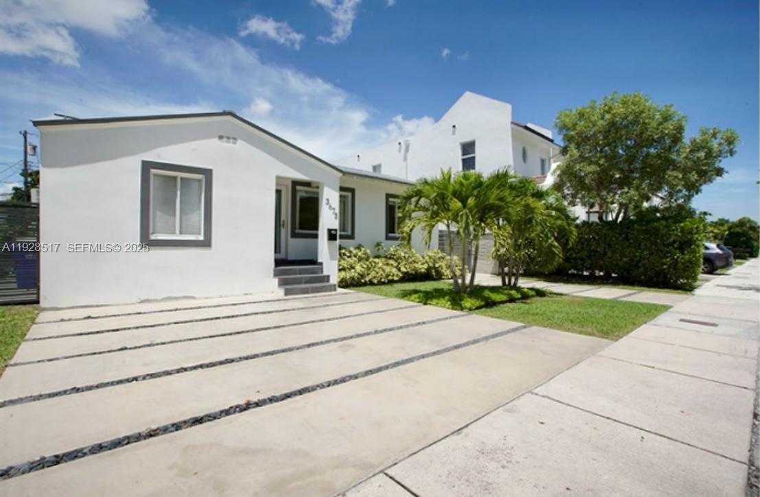Small Image of 3675 SOUTH WEST 26TH ST, Miami Number 2