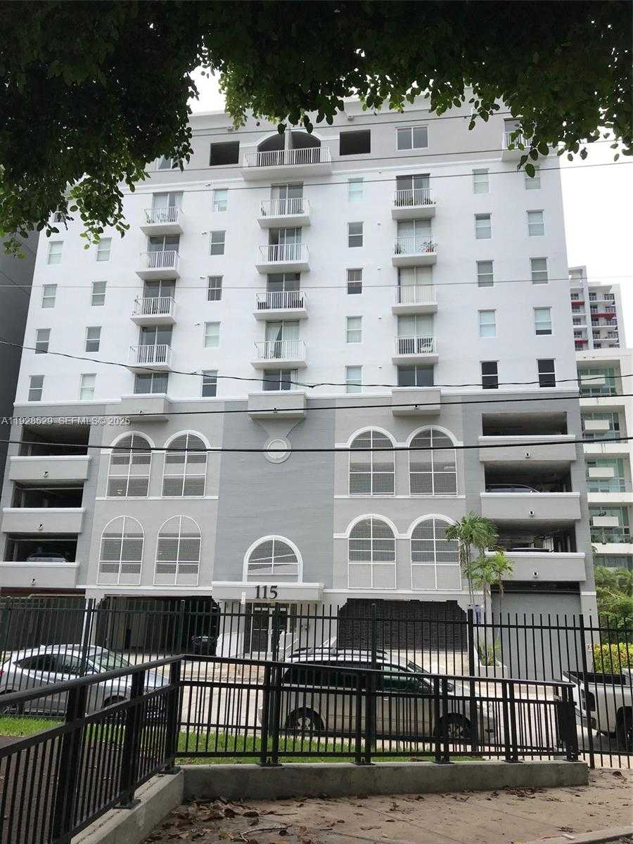 Small Image of 115 SOUTH WEST 11 ST #802, Miami Number 1