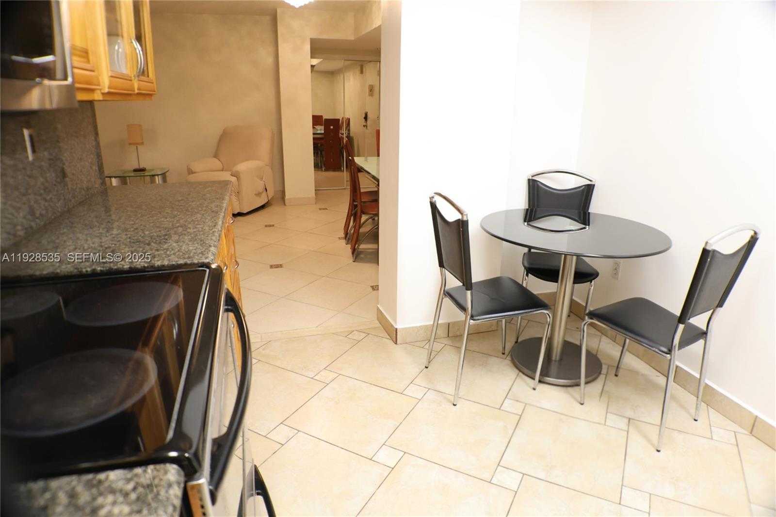 Small Image of 1833 SOUTH OCEAN DR #1807, Hallandale Beach Number 16