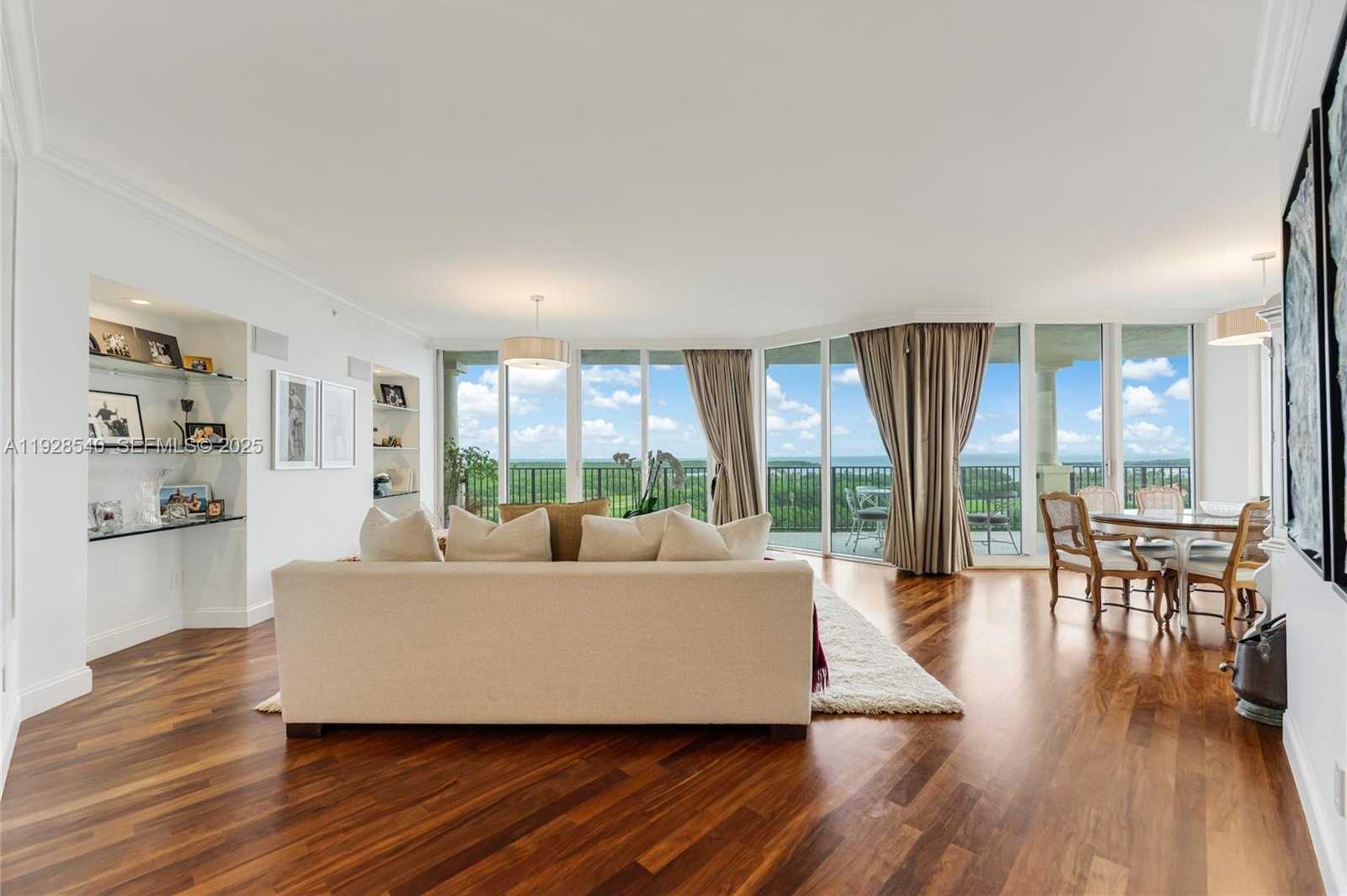 Small Image of 13627 DEERING BAY DR #1004, Coral Gables Number 15