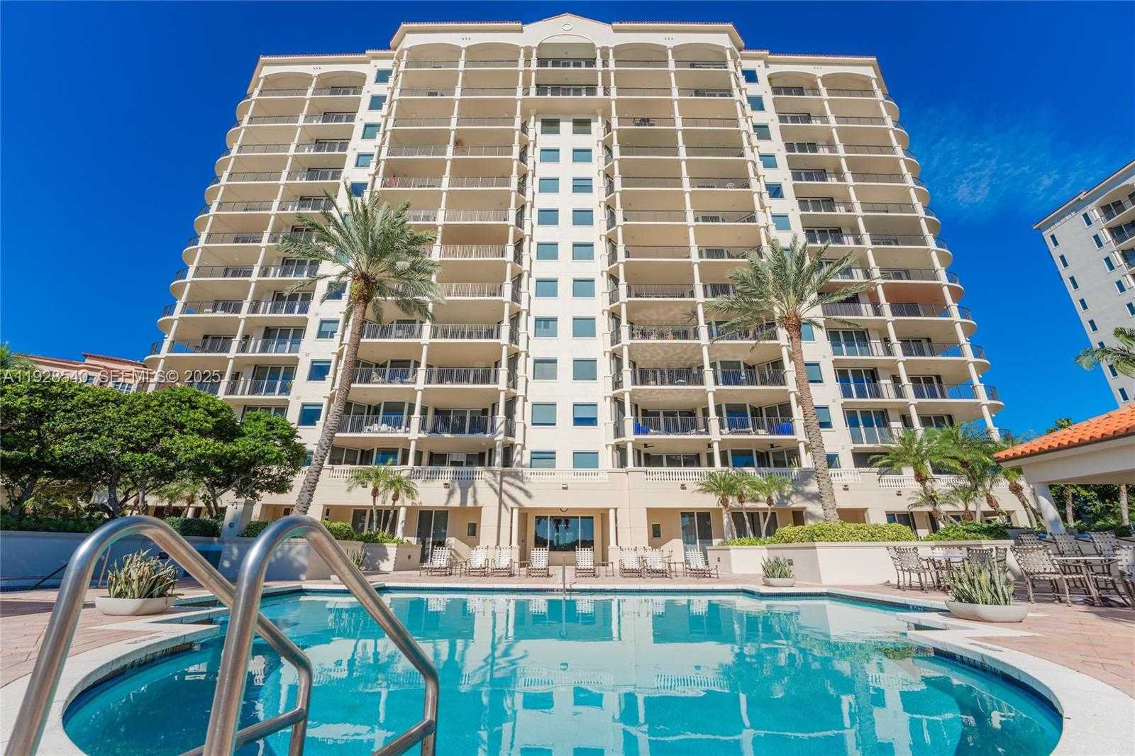 Small Image of 13627 DEERING BAY DR #1004, Coral Gables Number 24