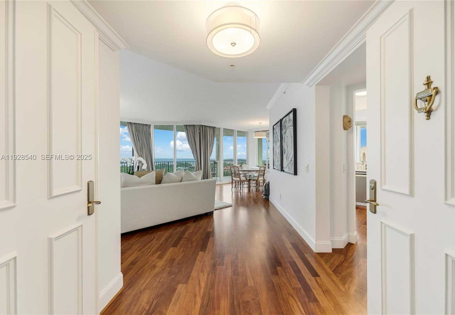 Small Image of 13627 DEERING BAY DR #1004, Coral Gables Number 3