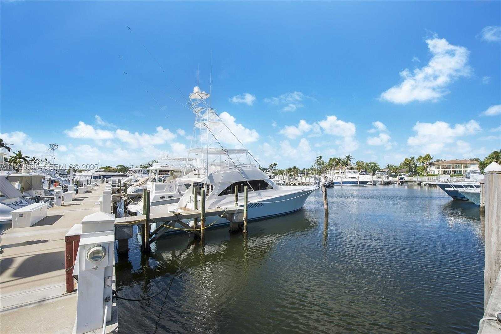 Small Image of 13627 DEERING BAY DR #1004, Coral Gables Number 36