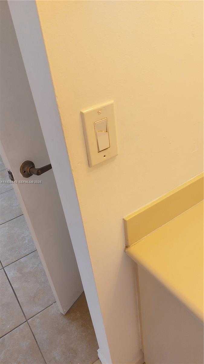 Small Image of 6560 NORTH WEST 114TH AVE #526, Doral Number 15