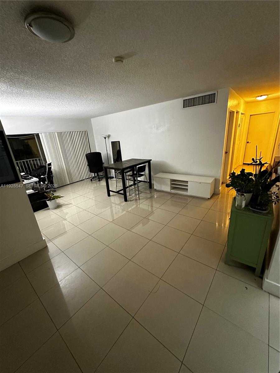 Small Image of 4300 NORTH WEST 79TH AVE #2F, Doral Number 1