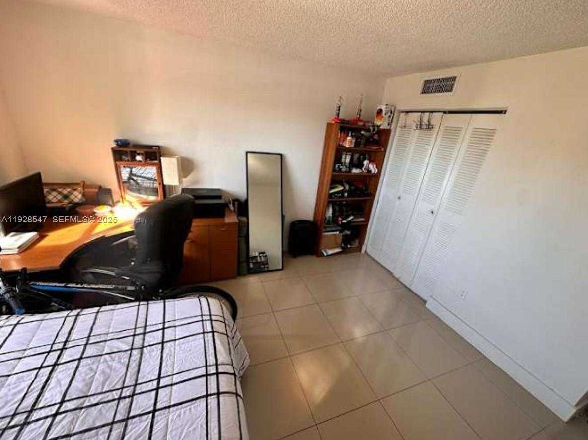 Small Image of 4300 NORTH WEST 79TH AVE #2F, Doral Number 4