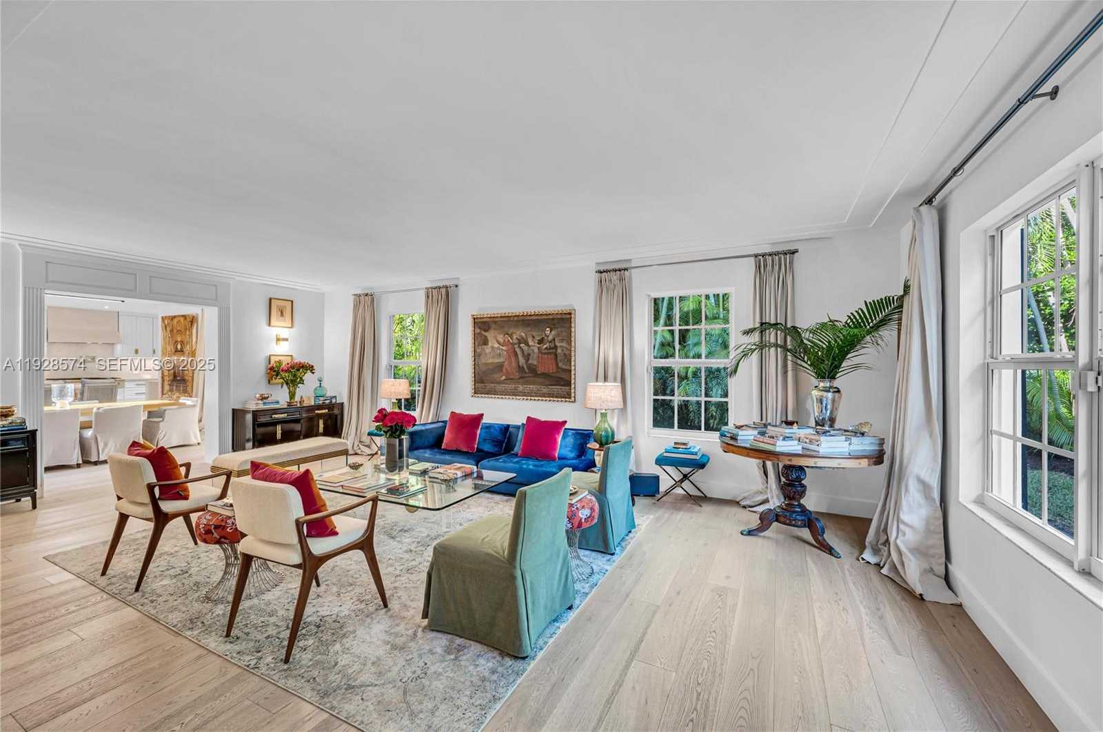 Small Image of 607 MELALEUCA LN, Miami Number 16