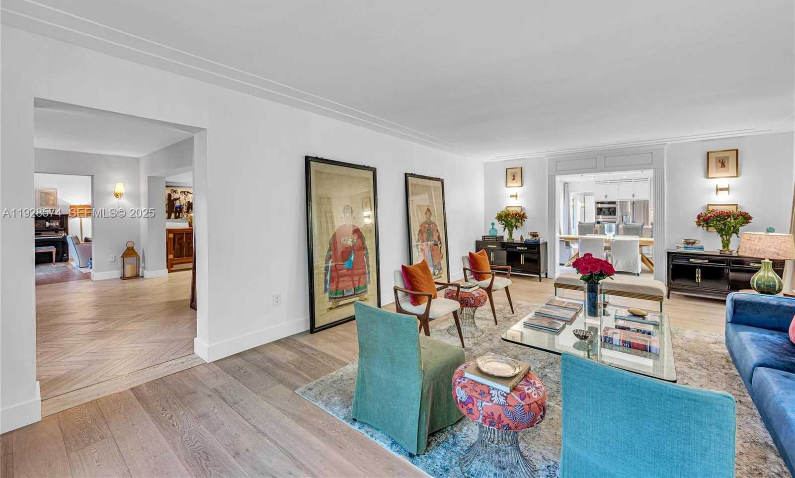 Small Image of 607 MELALEUCA LN, Miami Number 19