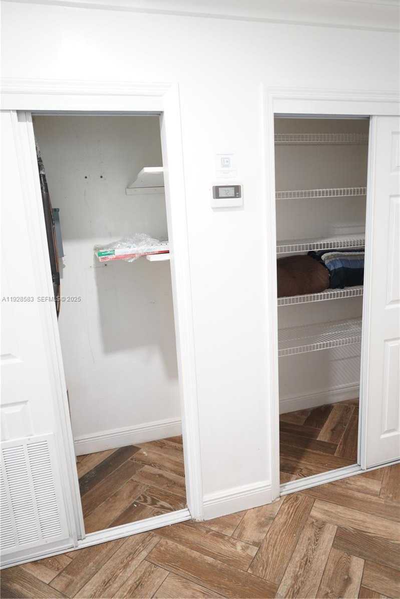 Small Image of 18901 SOUTH WEST 50TH ST, Southwest Ranches Number 28