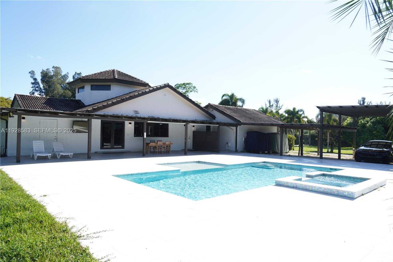 Small Image of 18901 SOUTH WEST 50TH ST, Southwest Ranches Number 35