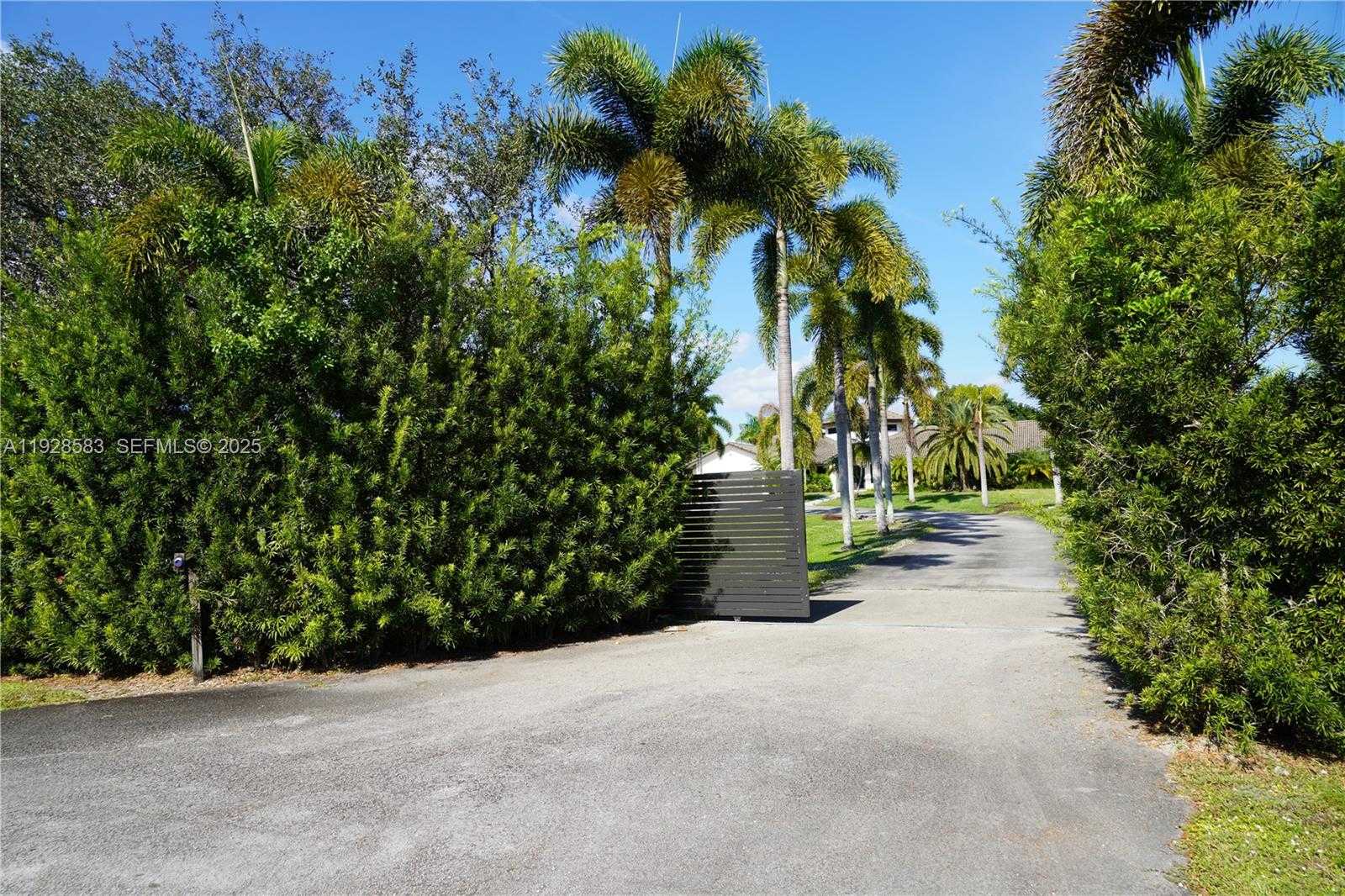 Small Image of 18901 SOUTH WEST 50TH ST, Southwest Ranches Number 51