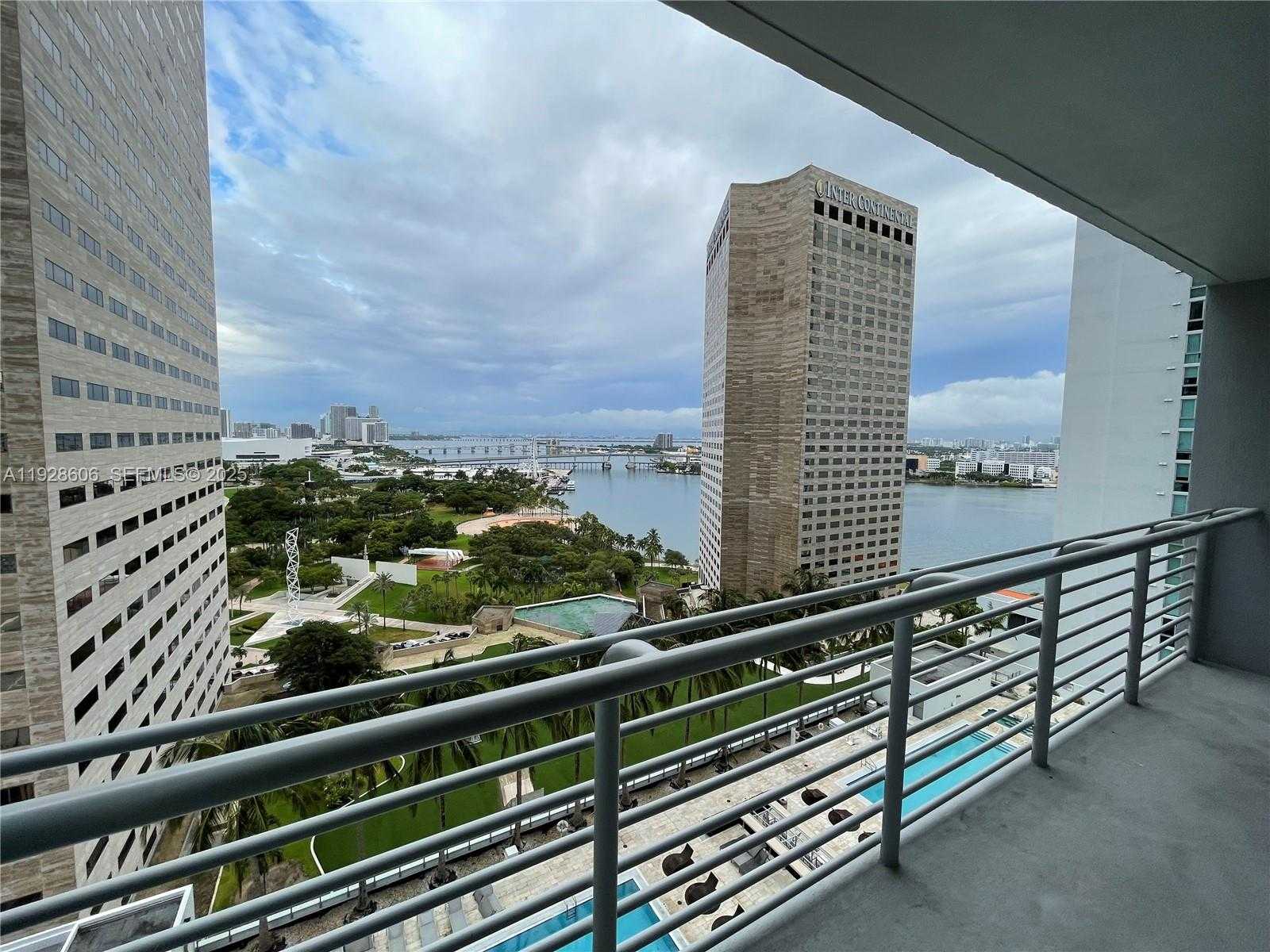 Small Image of 325 SOUTH BISCAYNE BLVD #2116, Miami Number 15