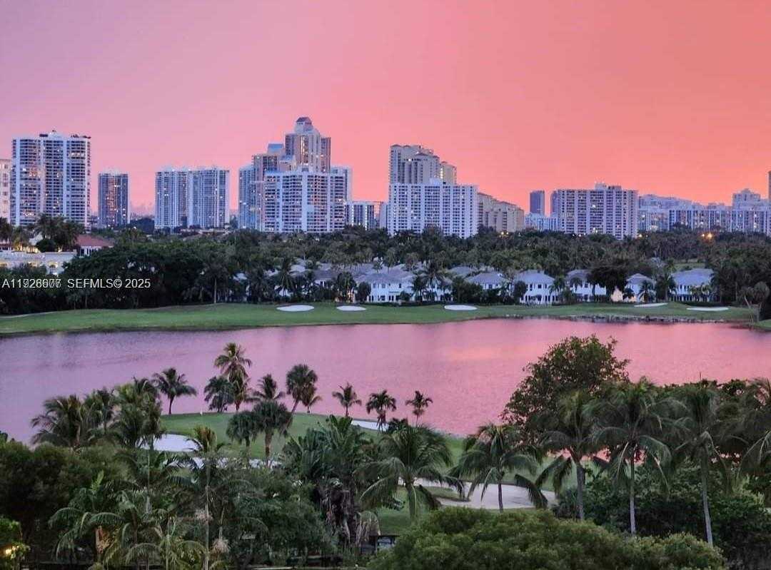 Small Image of 3701 NORTH COUNTRY CLUB DR #1004, Aventura Number 1