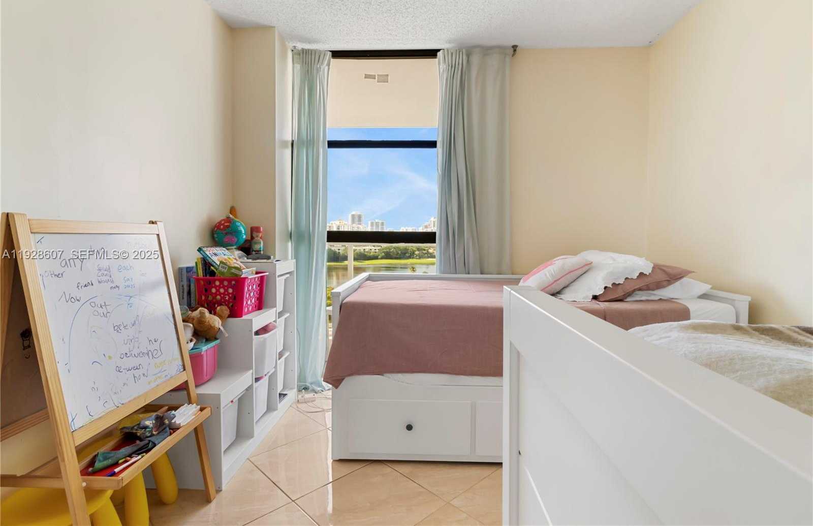 Small Image of 3701 NORTH COUNTRY CLUB DR #1004, Aventura Number 10