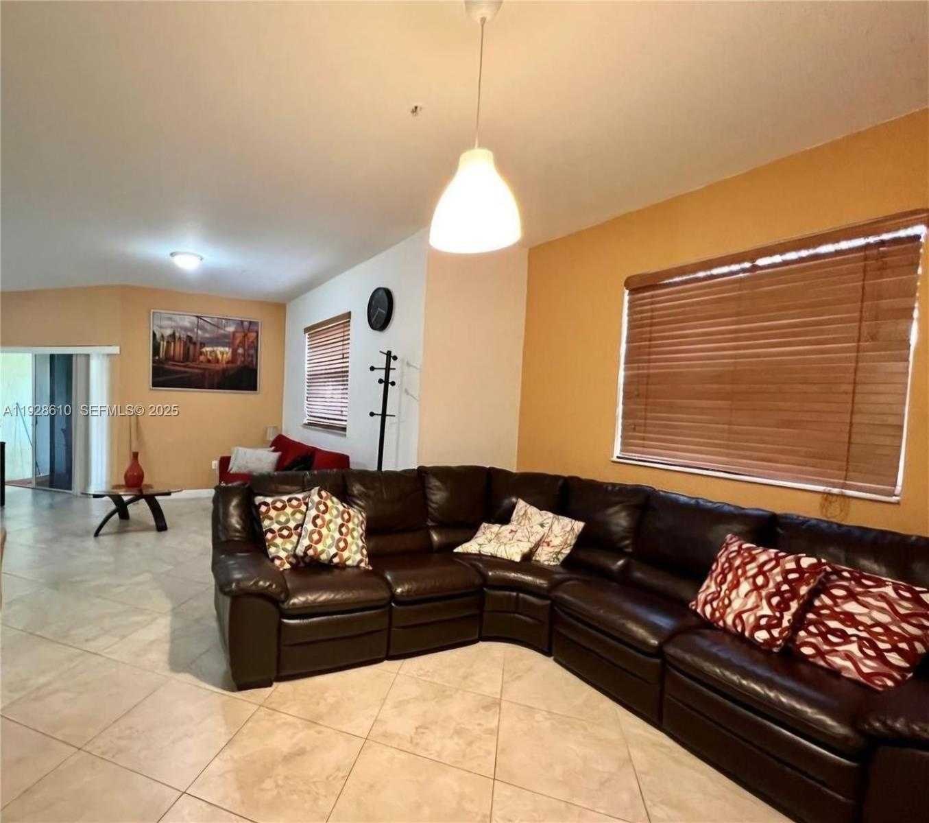 Small Image of 290 NORTH WEST 109TH AVE #107, Miami Number 6